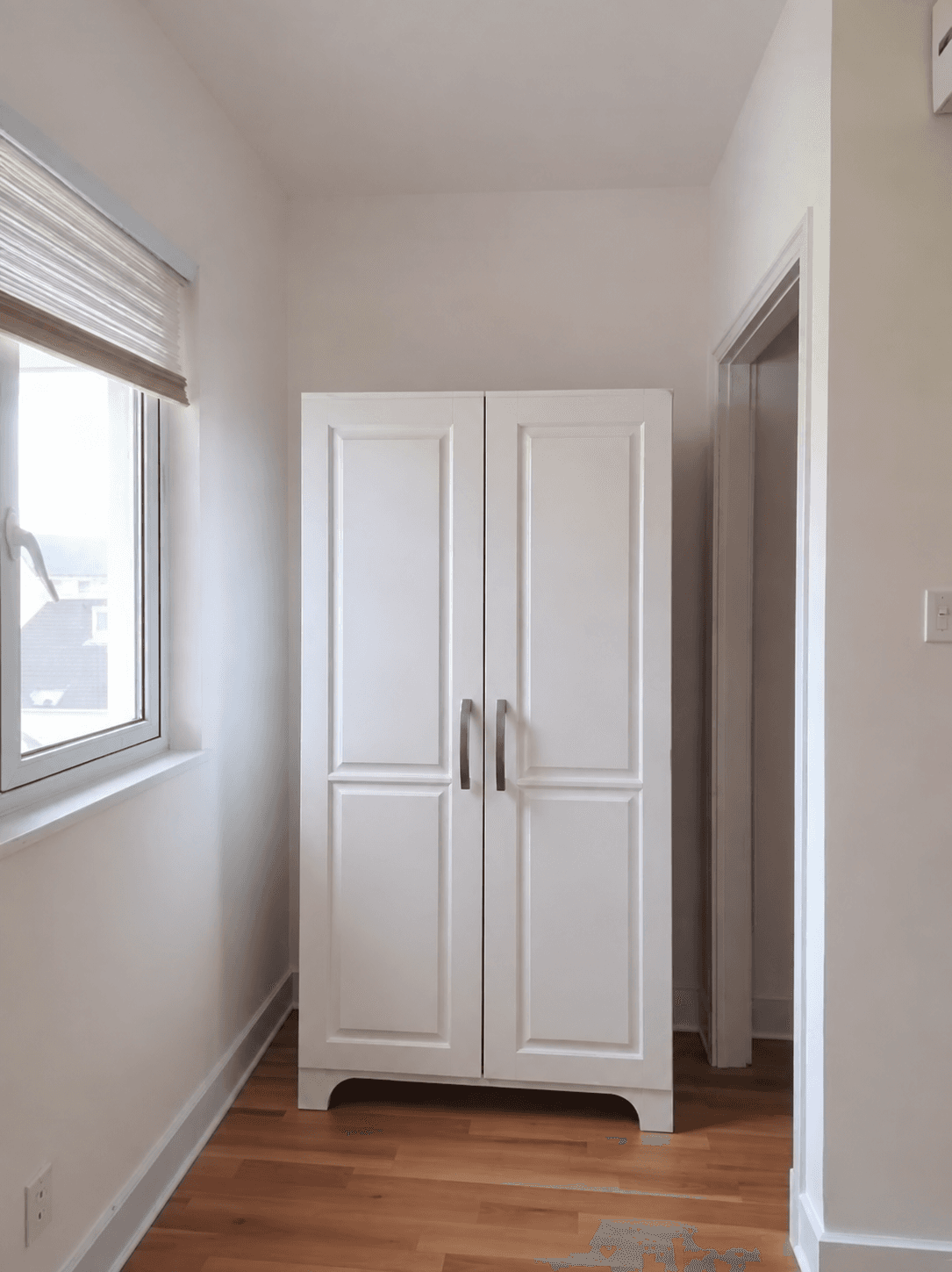 Armoire 2 portes dans l’inventaire de démonstration Cubalo